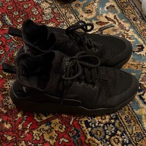Nike Black Air Huarache Women's Sneakers